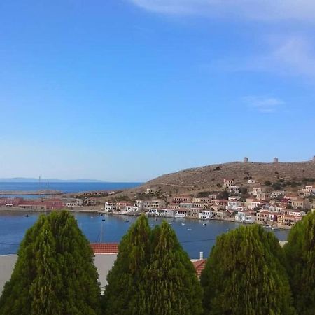 Marina Castellana Studios II Chalki Town Exterior photo