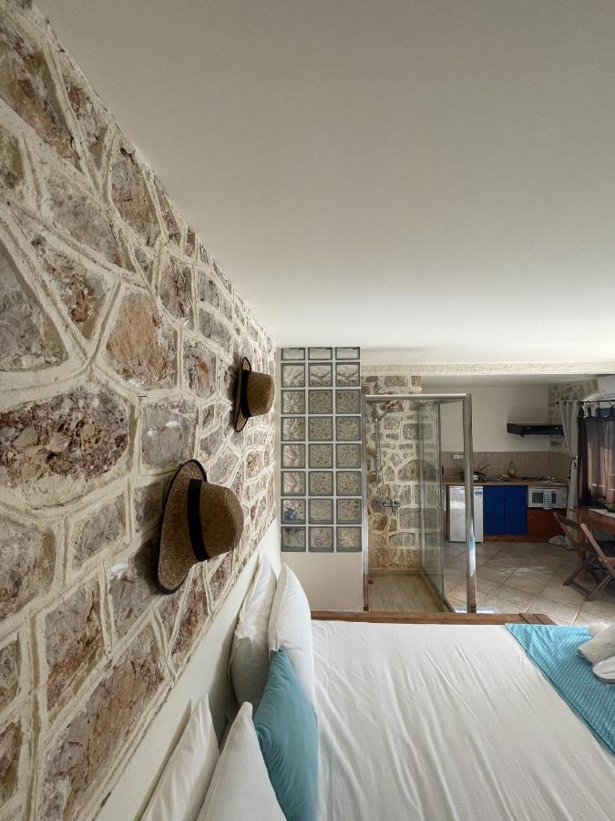 Marina Castellana Studios II Chalki Town Exterior photo