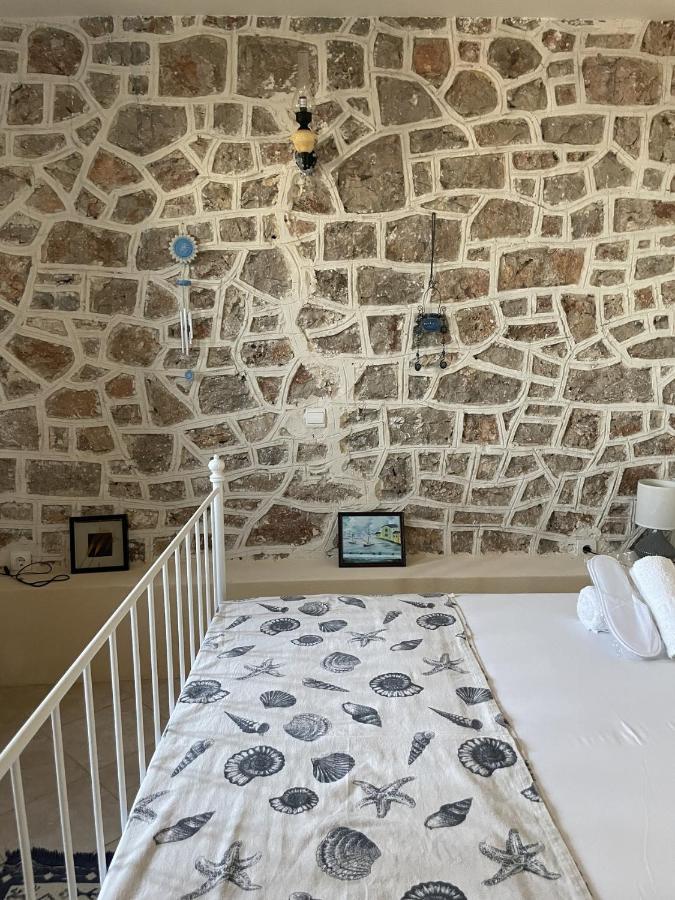 Marina Castellana Studios II Chalki Town Exterior photo