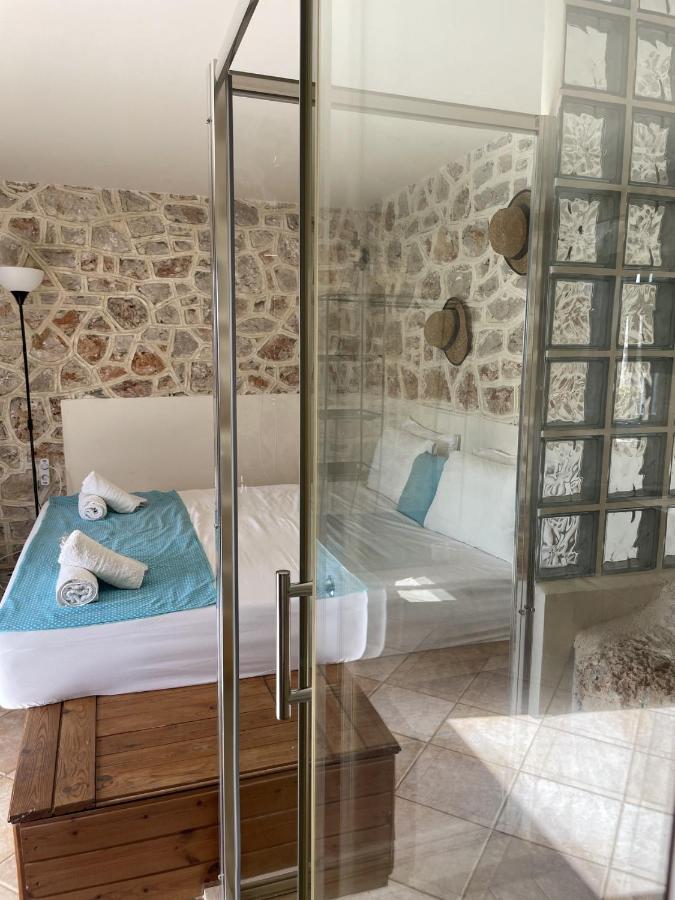 Marina Castellana Studios II Chalki Town Exterior photo